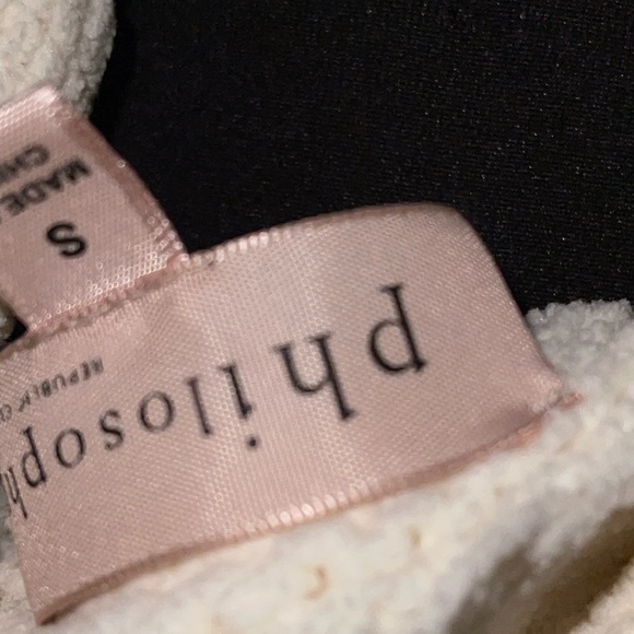 Women’s Philosophy winter white sweater loose turtleneck - Picture 11 of 11